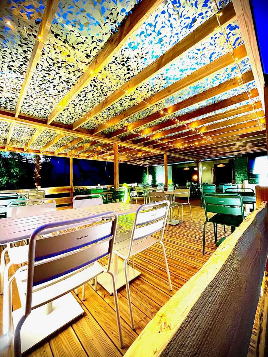 terrasse hotel le mont brouilly
